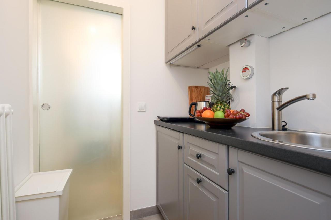 4 Personen Altbau Apartment Nahe Kurfuerstendamm - Romeo & Julia Берлин Экстерьер фото